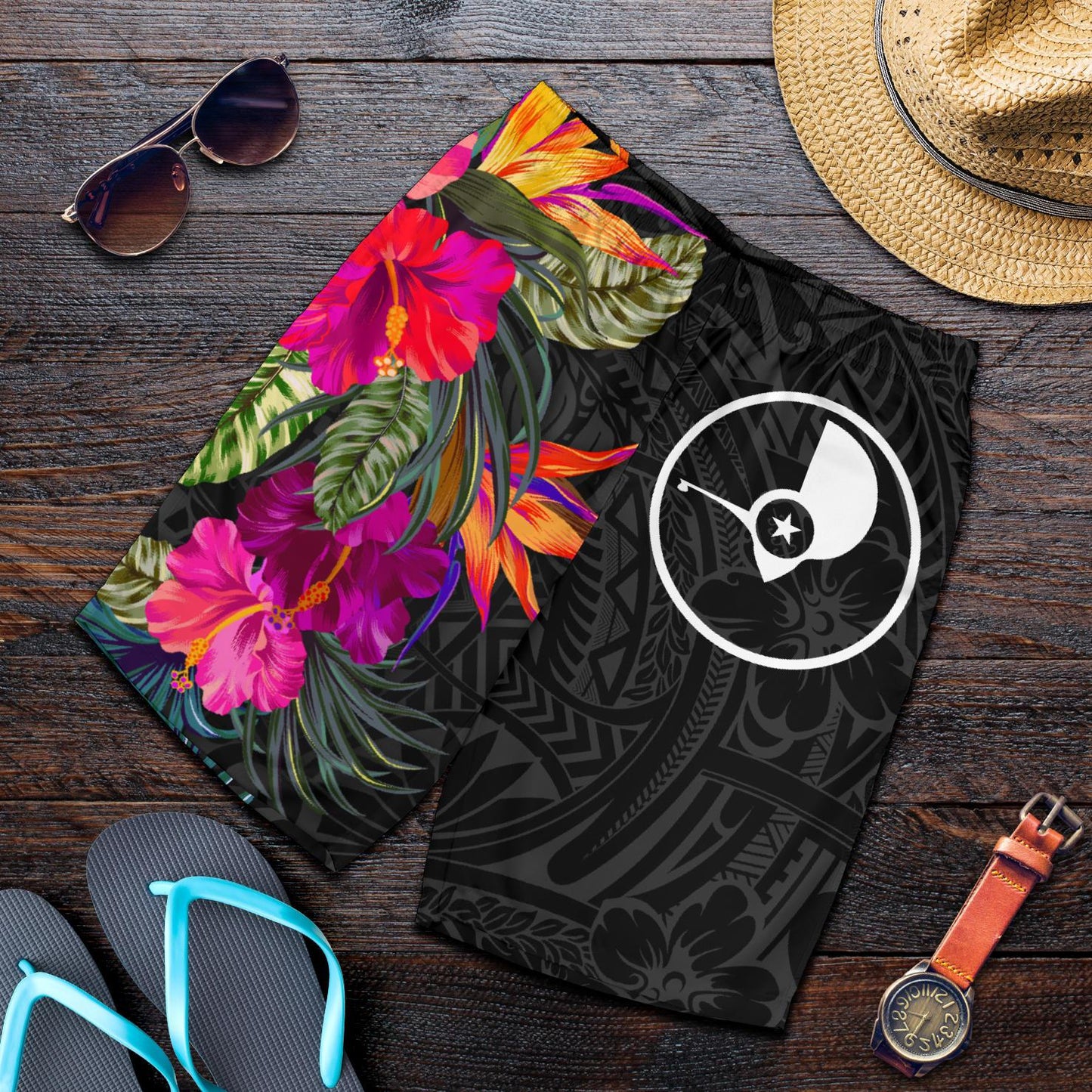 Yap All Over Print Herren Bermuda Shorts - Polynesisches Hibiskusmuster