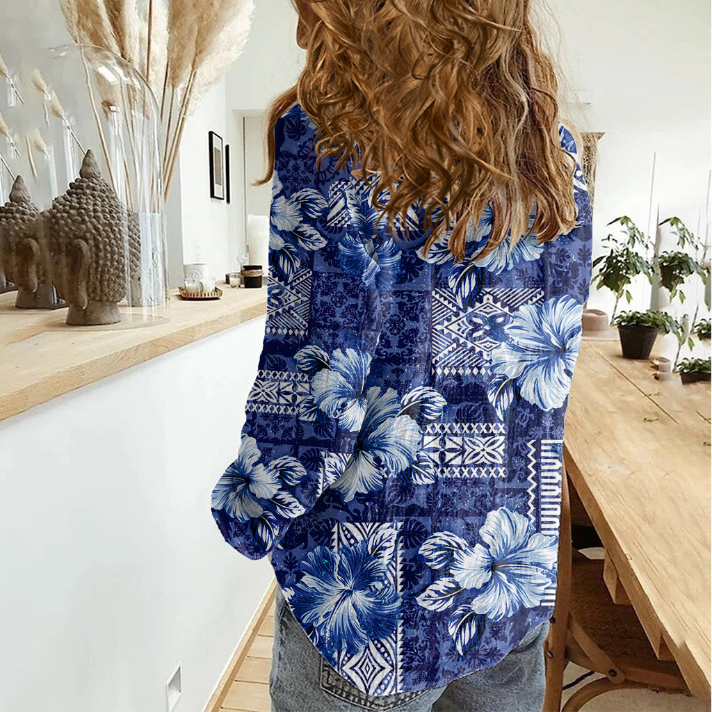 Hawaiianisches Quiltmuster Damen Freizeithemd Hibiskus und Tribal-Element Vintage Blue Vibe LT03