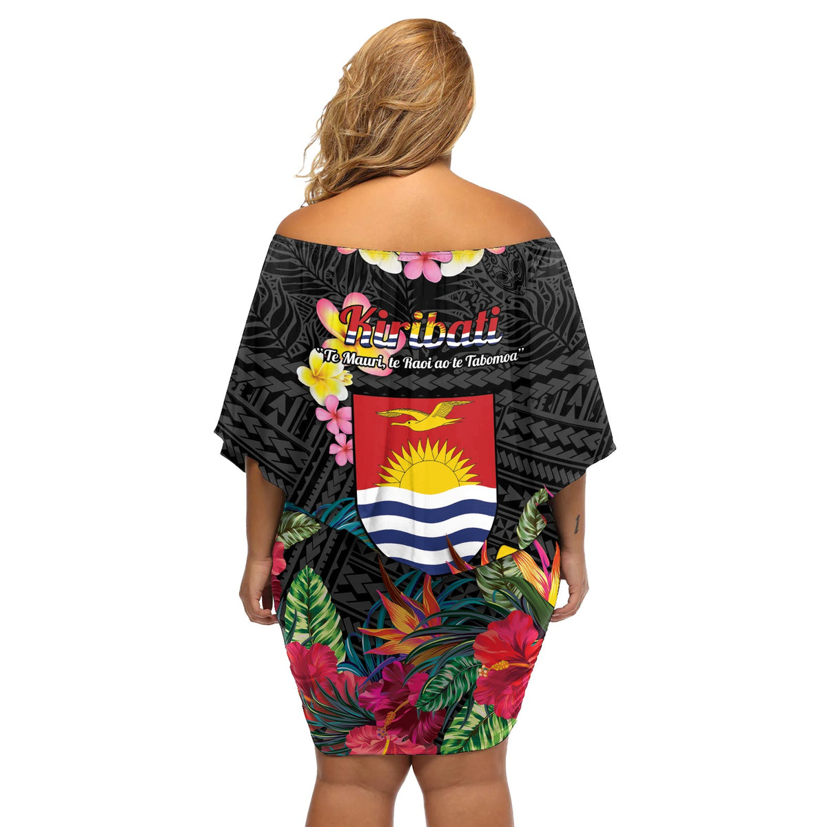 Kiribati Unabhängigkeitstag Schulterfreies Kurzes Kleid mit blumen Fregattvogel Mix Tropische Blumen - Schwarz Stil LT14