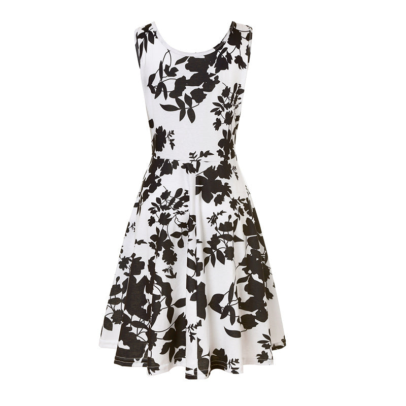 Schwarz-weißes, ärmelloses, ausgestelltes Blumenkleid <br> Übergrößen