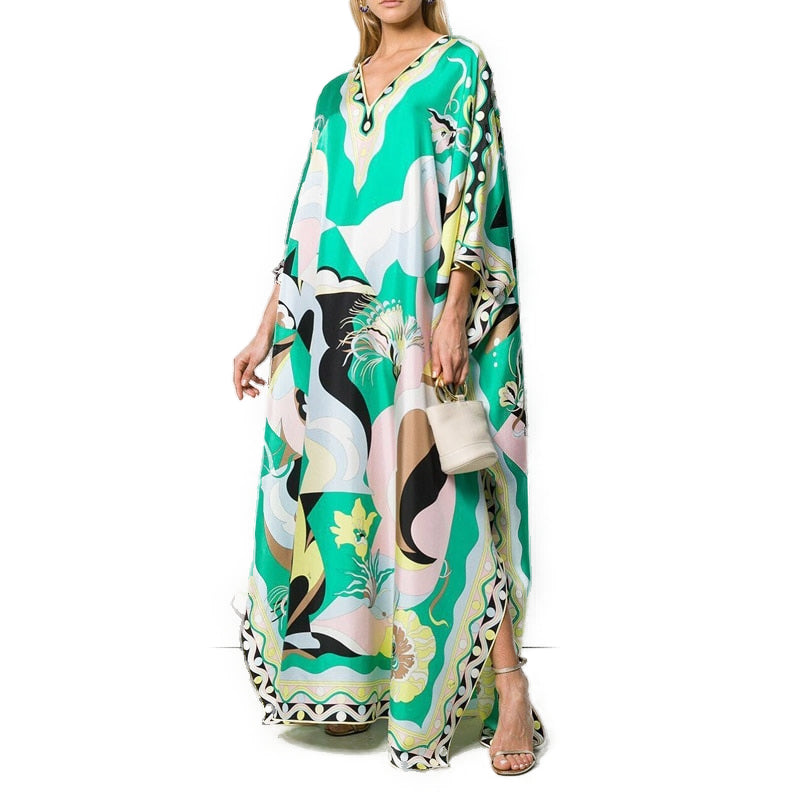 Exotisches, lockeres Kleid mit Blumenmuster