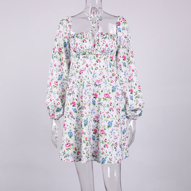 Blumenkleid mit quadratischem Kragen und Balkonen