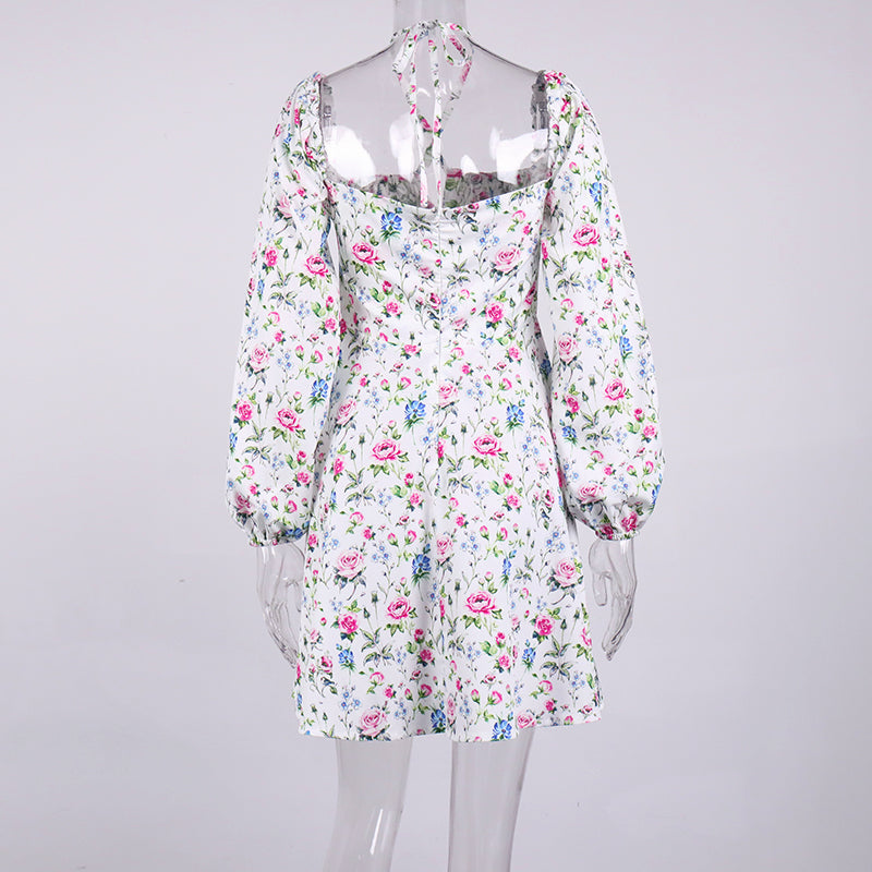 Blumenkleid mit quadratischem Kragen und Balkonen