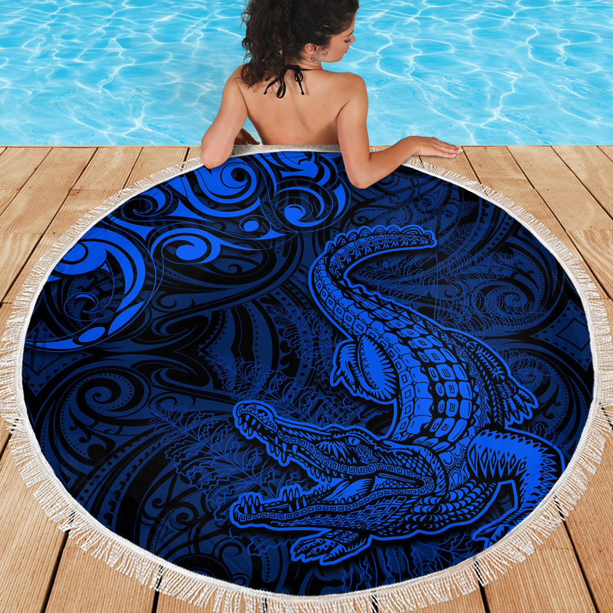 Neuseeländische Maori-Stranddecke mit Rugby-Spieler, Maori und Silberfarn, Halbstil LT03