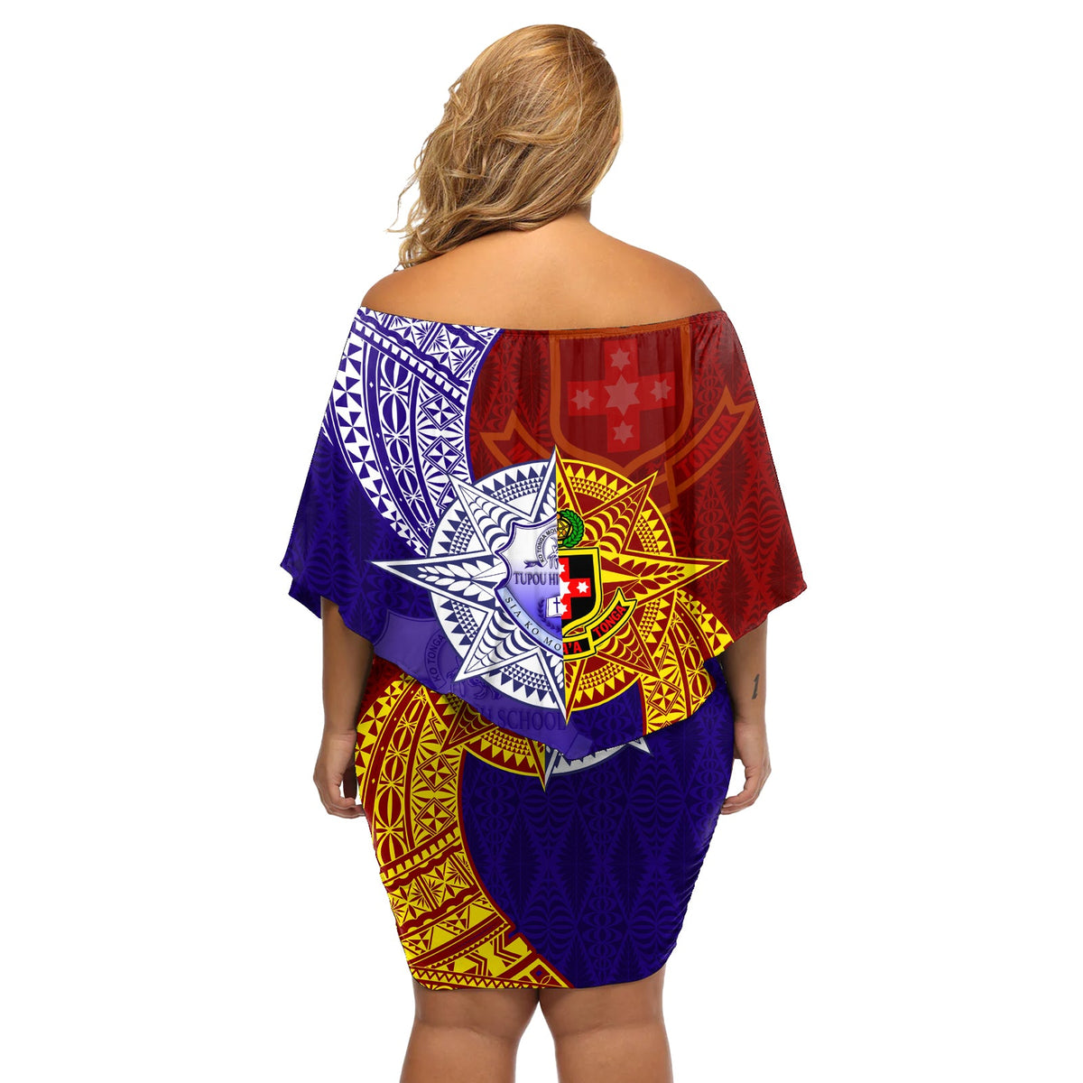 Kolisi Tonga Atele und Tupou College Toloa schulterfreies kurzes Kleid mit blumen Ngatu und polynesisches Spiralmuster LT03