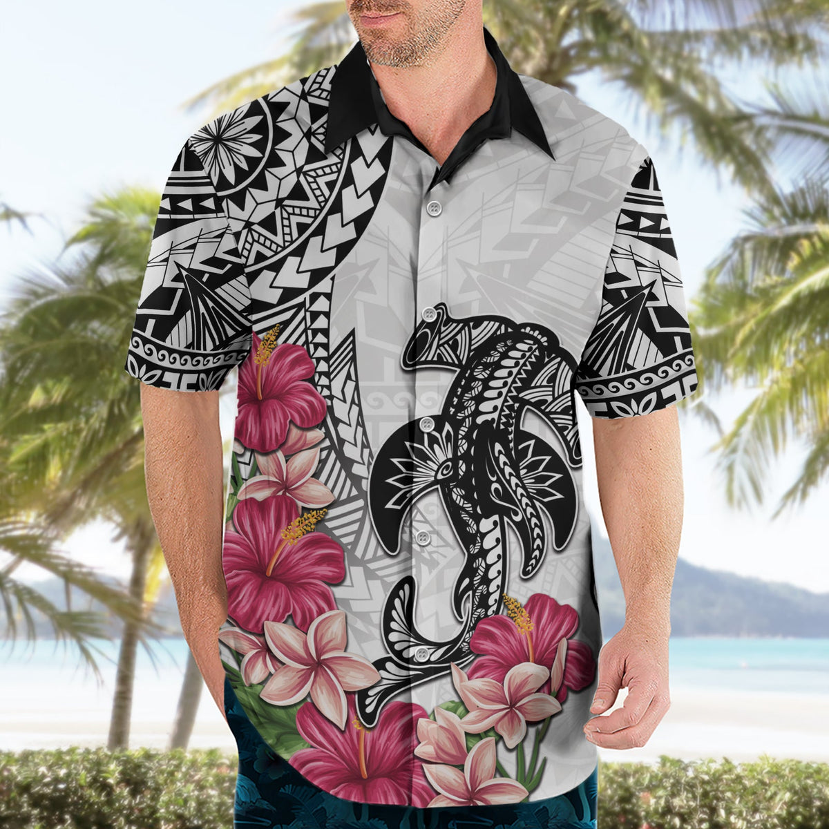Weißes Hawaiihemd mit polynesischem Hammerhai-Tribal-Muster LT05