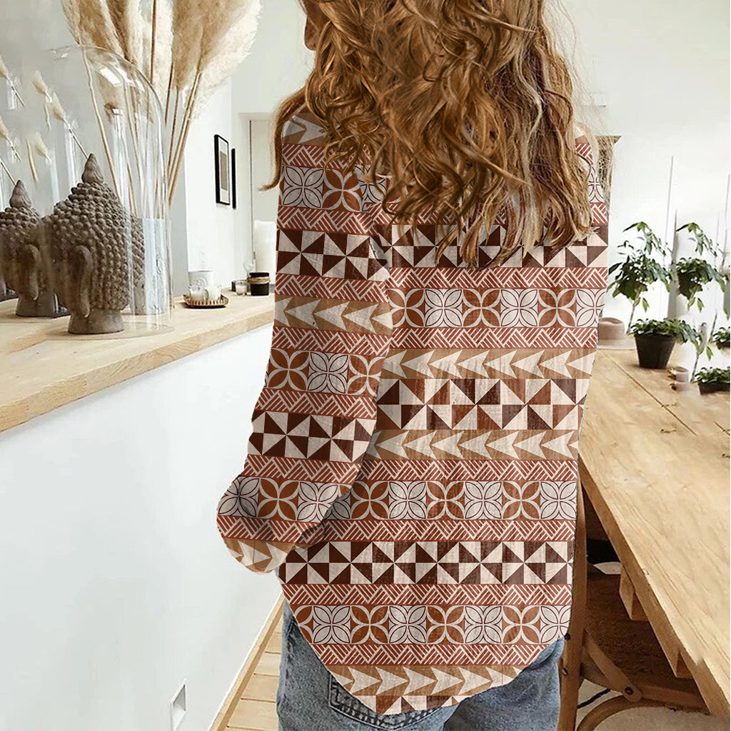 Pasifika Sataoa Muster Einfaches Motiv Frauen Casual Shirt Braun Beige Tan LT9