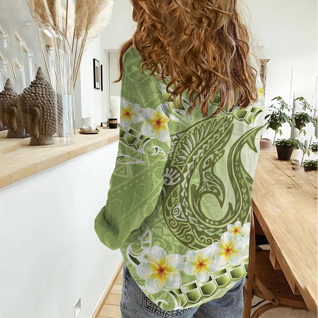 Grünes Hawaii Hai Tattoo Damen Casual Shirt Frangipani mit polynesischer Pastell Version LT14
